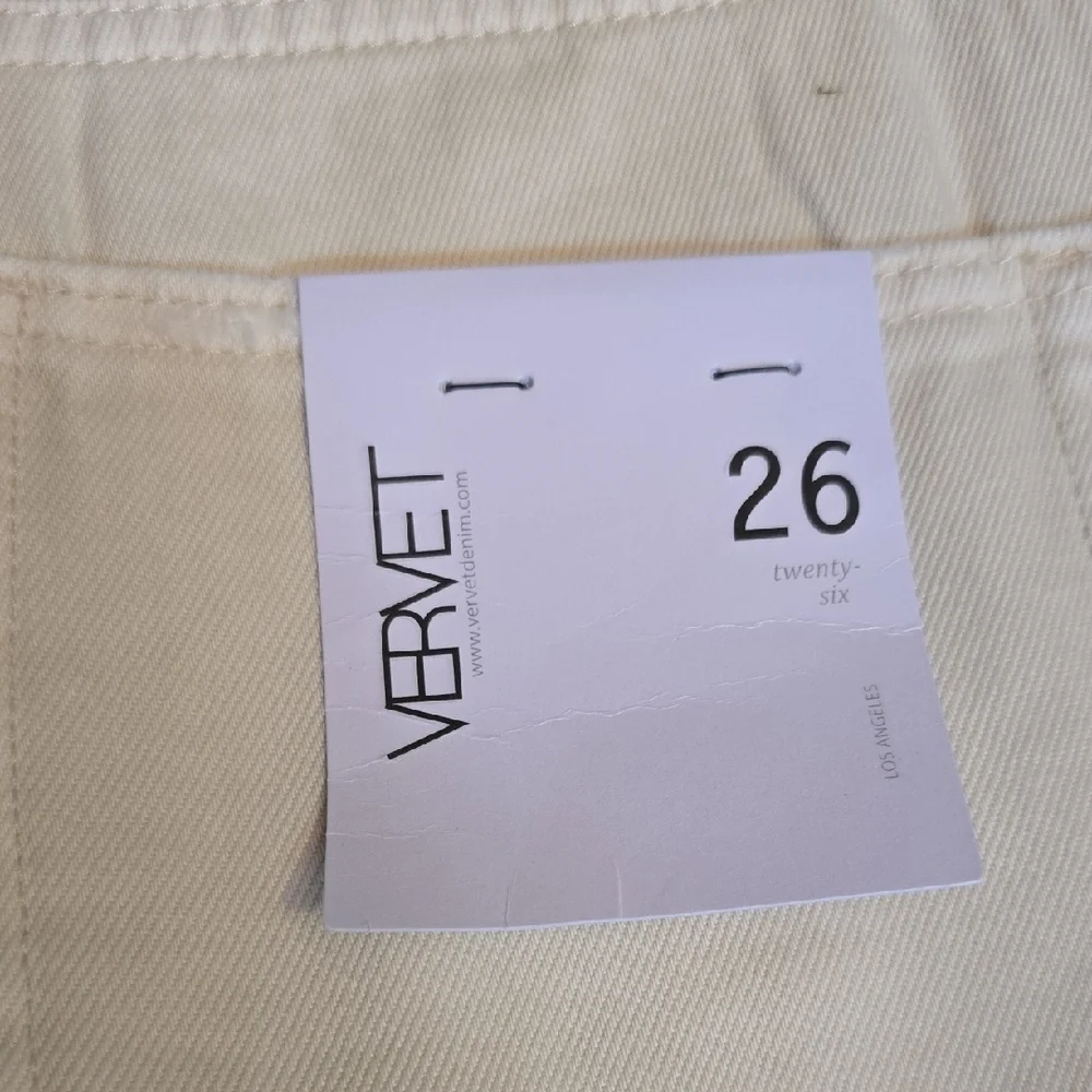 Vervet Los Angeles Distressed Wide Leg Cream Jeans, Size 26, NWT
